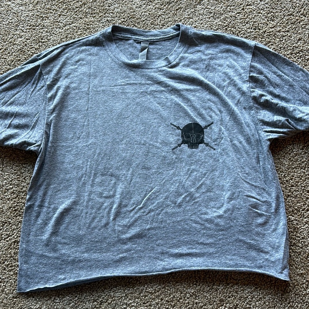 Women’s cropped T